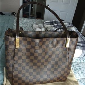 Aunthetic Louis vitton Marylebone Damier PM bag.
